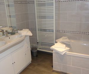 Salle de bains, wc indépendant